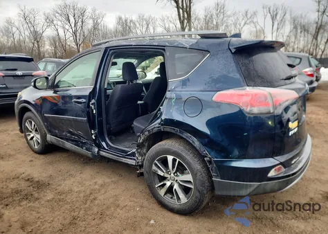 2017 Toyota Rav4 Xle из США, поврежденный, VIN JTMRFREV0HD209757